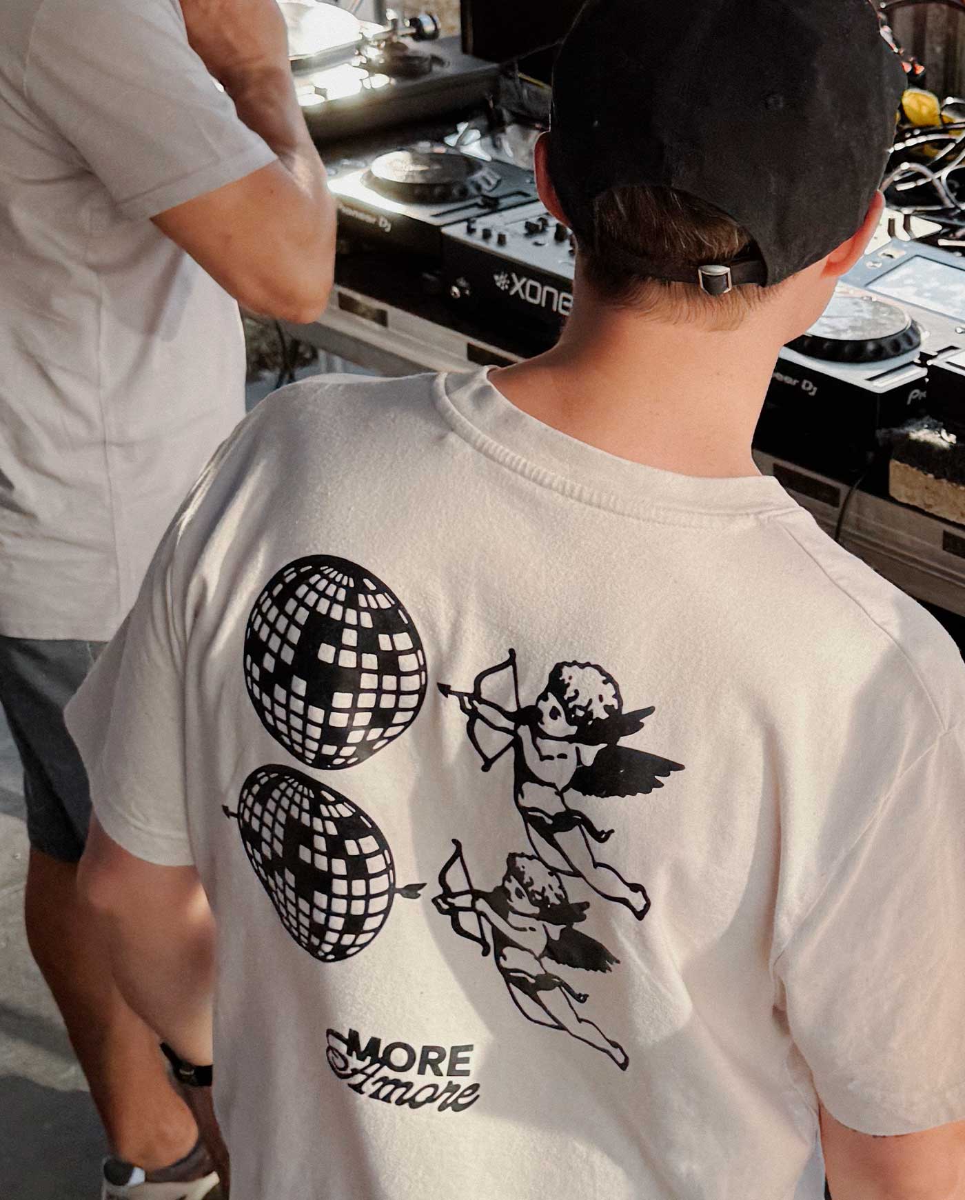 discoteca-amore_t-shirt_1400x1740@2x
