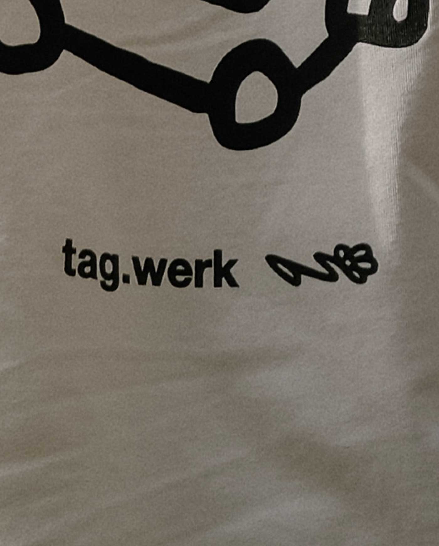 rad-bag_logo-gif-13_1400x1740@2x