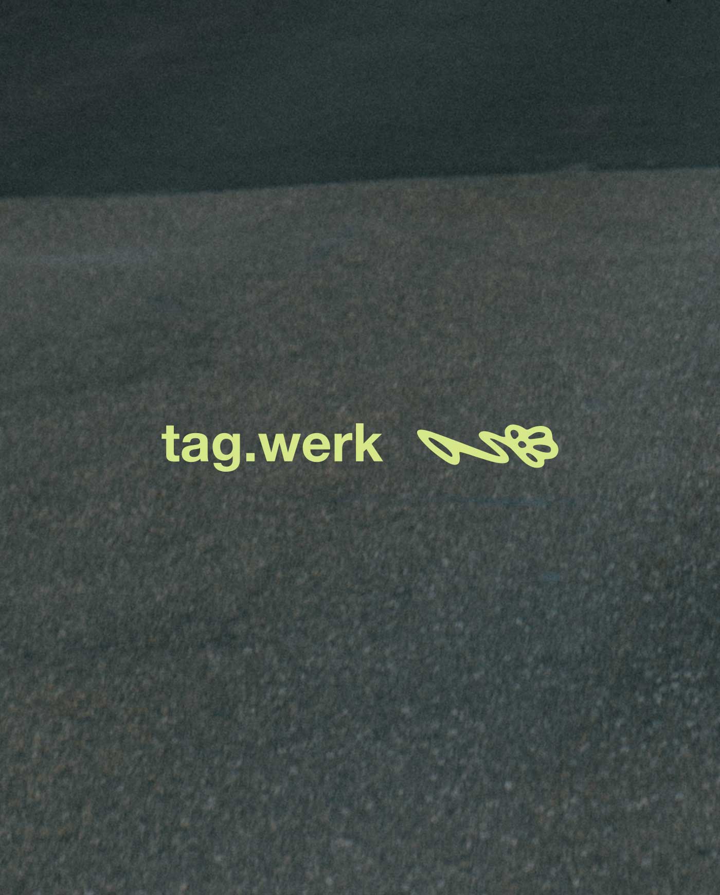 rad-bag_logo-gif-1_1400x1740@2x