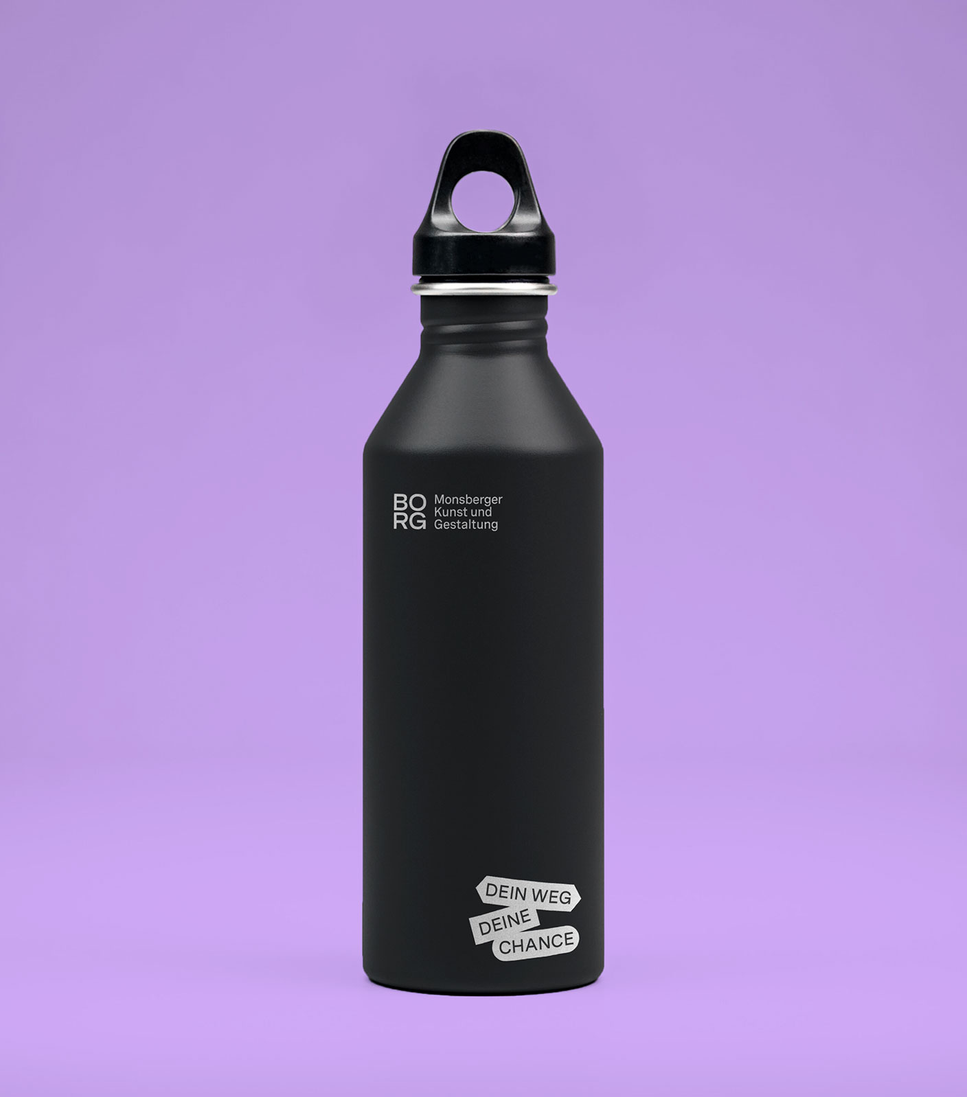 A black drinking bottle with the BORG Monsberger logo and the claim 