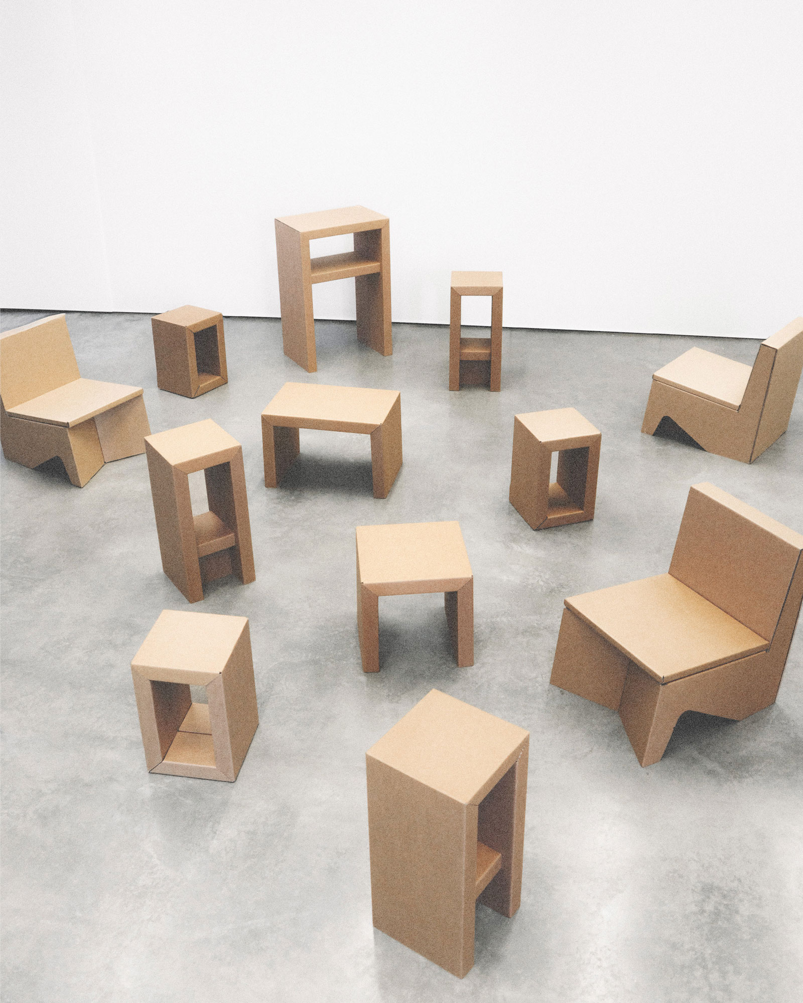 rawty_photography_cardboard-furniture-06