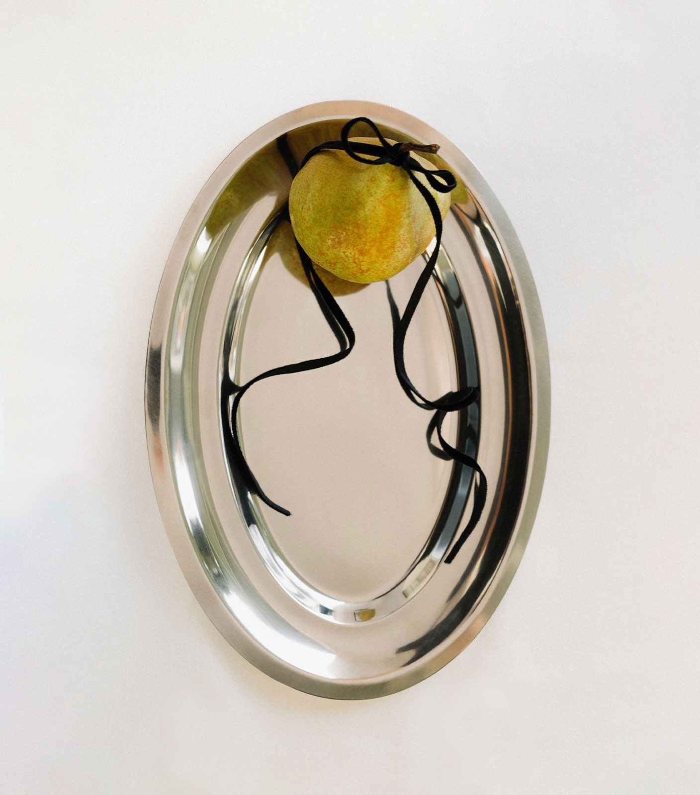 rawty_tea-towel_pear-on-silver@2x